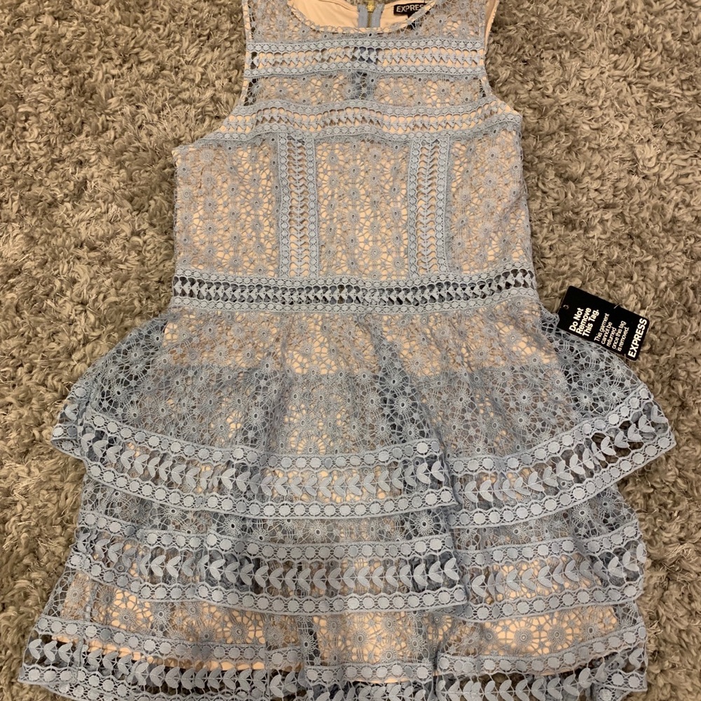 Express lace dress